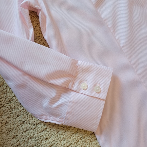 Anne Klein fitted button down shirt - "The Easy Care Shirt" - Picture 6 of 10